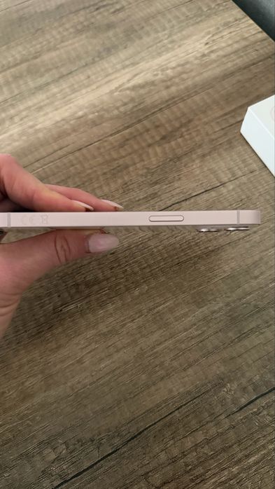 Nowy Iphone 13 różowy 256 GB