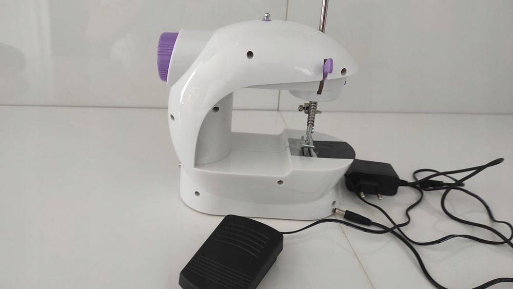 Maszyna do szycia Sm-202a/ B0799d3g5j