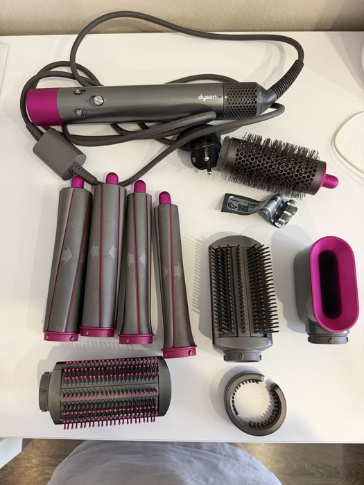 Фен-стайлер dyson