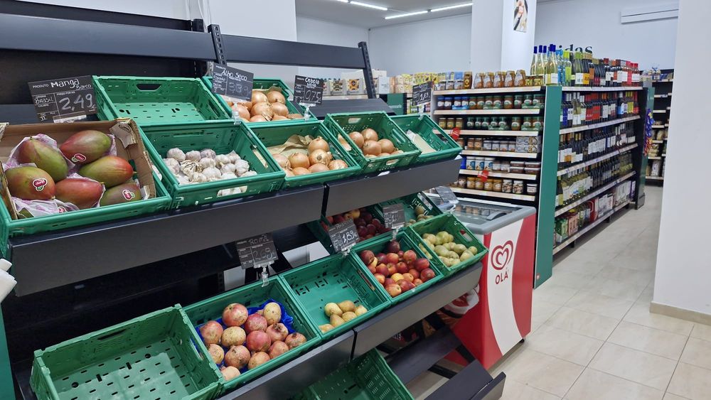 Estantaria e equipamentos de loja mini mercado
