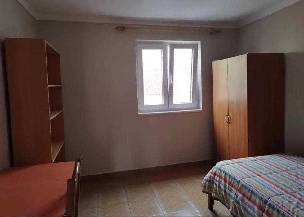 Quarto para estudante - Tomar