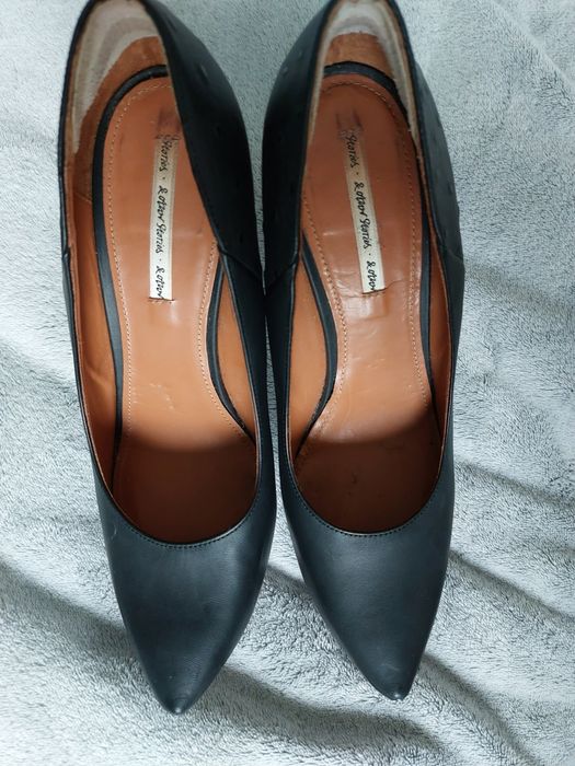 Szpilki czarne skorzane 40