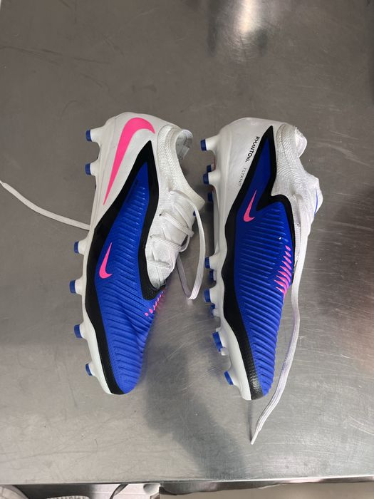 Chuteiras Phantom 6 Low Pro AG-PRO 40,5