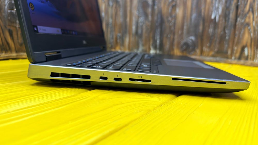 РОЗПРОДАЖ! Ігровий Ноутбук Dell Precision 7540 /i5-9400H/Quadro T1000