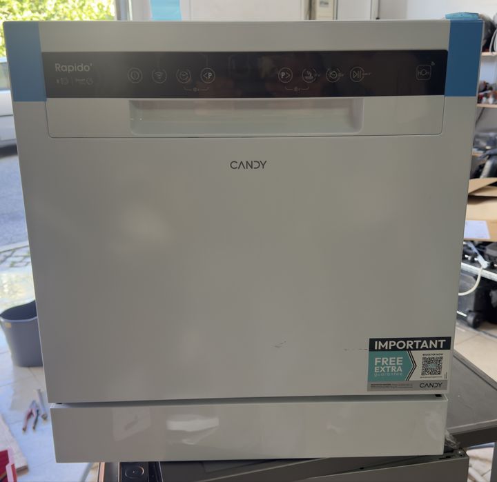 Máquina de Lavar Loiça CANDY CP 8F9FFW (8 Conjuntos - 55 cm - Inox)