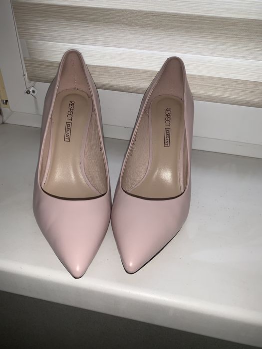 Жіночі туфлі човник з натуральної шкіри фірми Respect