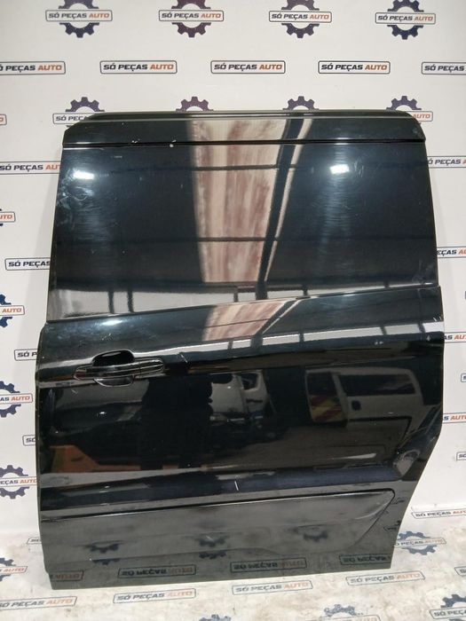 PORTA LATERAL ESQUERDA PRETA FORD TRANSIT CONNECT 240 1.5TDCI ANO: 201