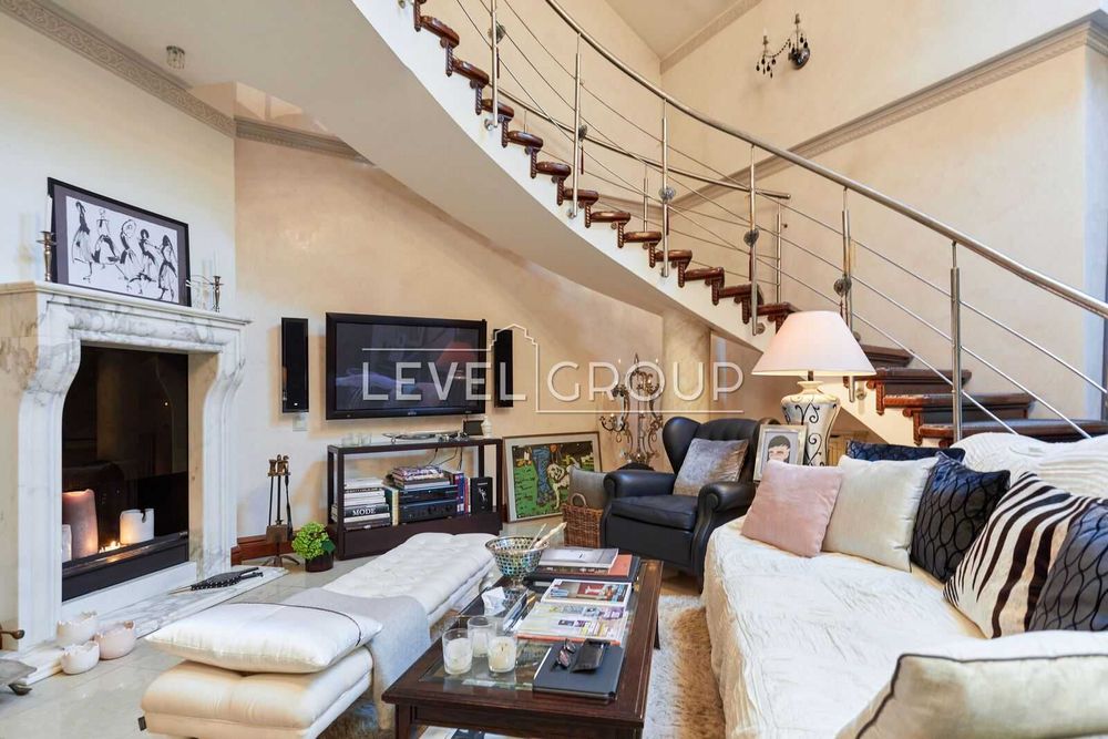 БЕЗ% Продам будинок 600 м2 36 соток Гатне Крюківщина авторський дизайн