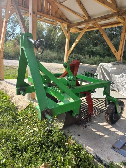 Копачка до трактора