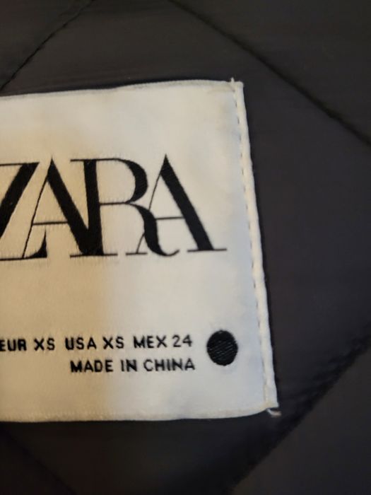 Zara plaszcz czarny  pikowany,  L