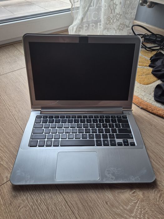 Laptop samsung używany
