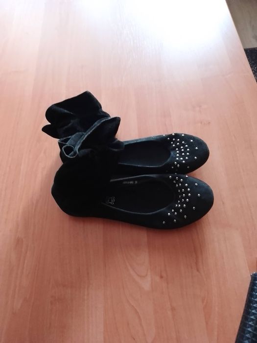 Buty damskie rozmiar 39 czarne nowe rozmiar wkładki 25
