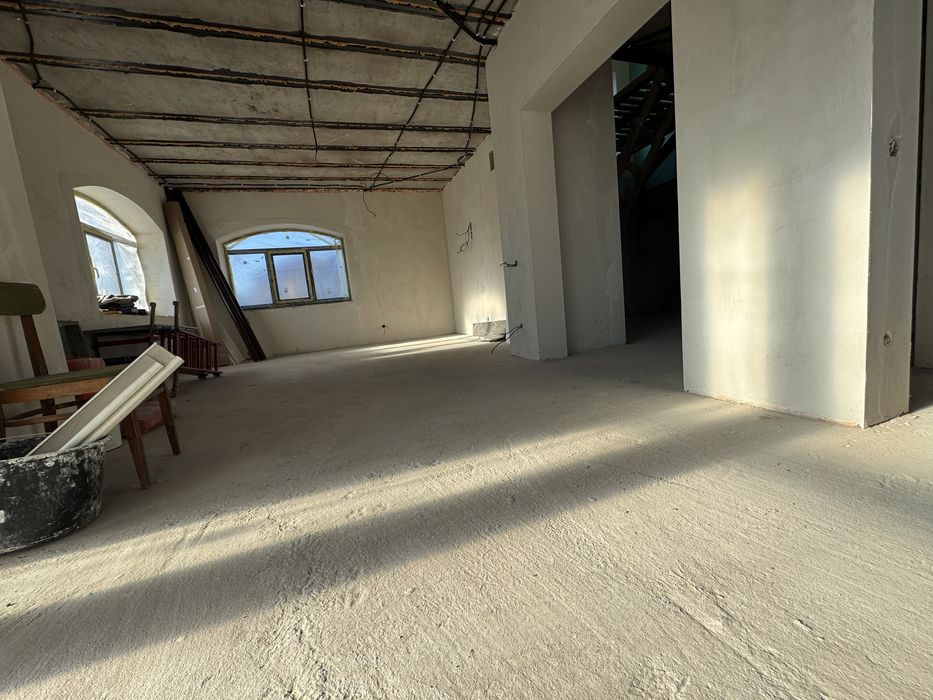 Лесопаркова р-н Лелеківка. Елітні забудови. Площа 220 кв. М 10 сот.