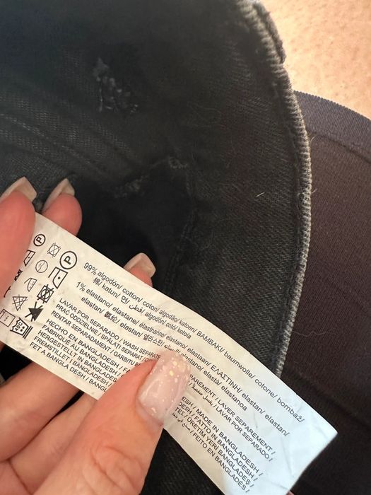 Szorty jeansowe postrzępione XS