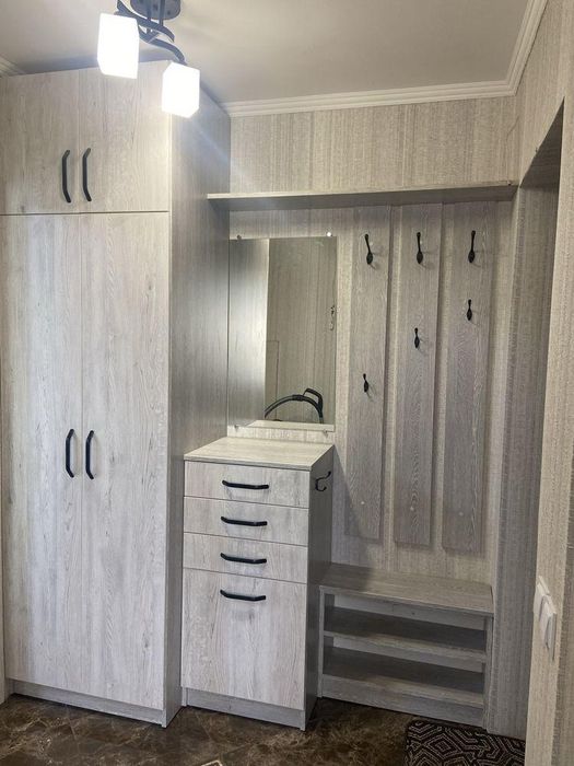 1к, цегляний будинок, Ближні Гречани