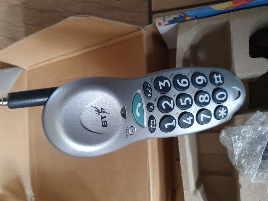 BT Freestyle 60 Bezprzewodowy telefon z dużymi przyciskami

Nowy