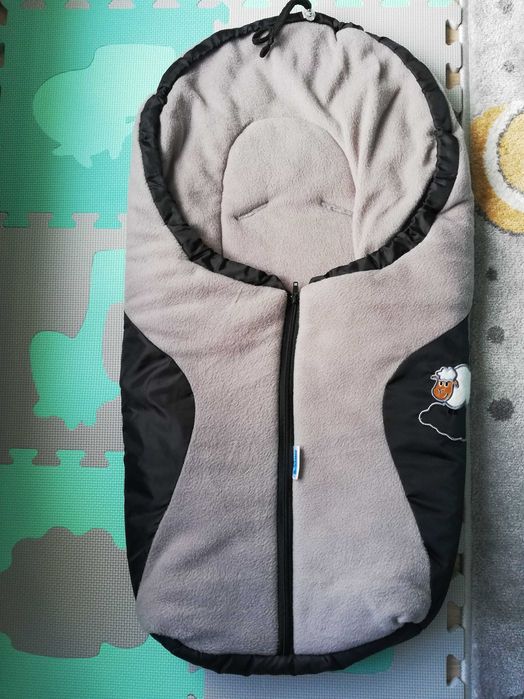 Śpiworek 78 cm polarowy, może być do wózka