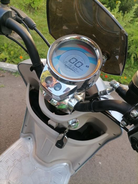 Електро скутер Rover