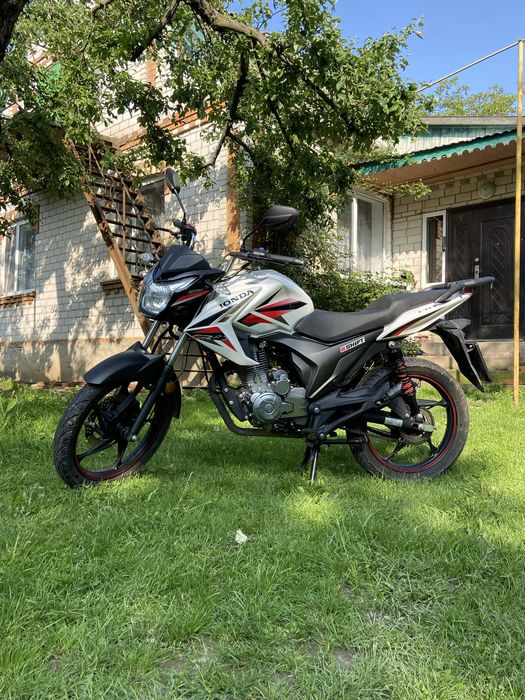 Мотоцикл LONCIN Модель JL150-68A