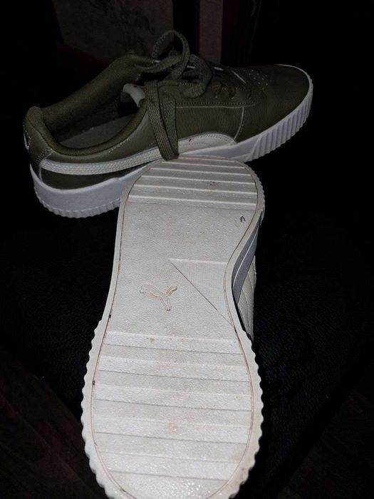 Кросівки жіночі PUMA-41-42 розмір