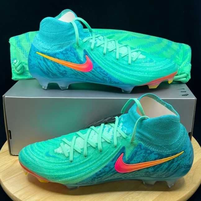 NikePhantomLuna2EliteLV8FGVortexPackR42