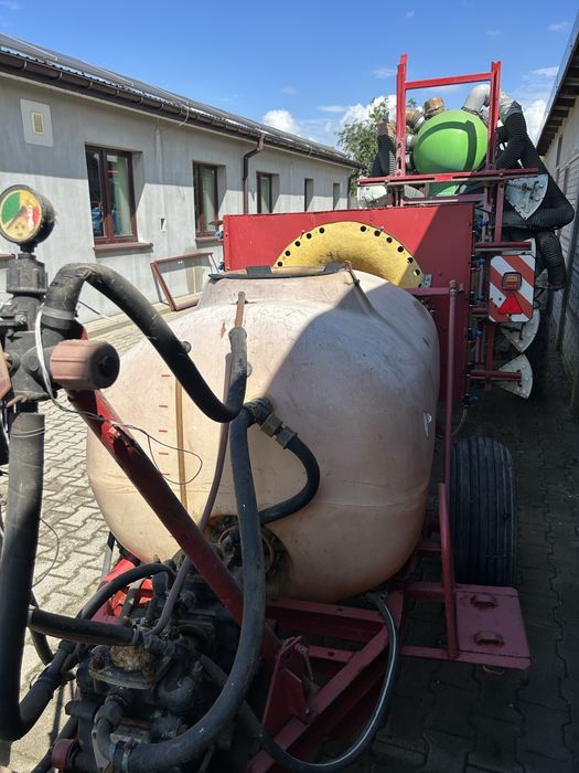 Opryskiwacz sadowniczy 1000 litrów ślęza