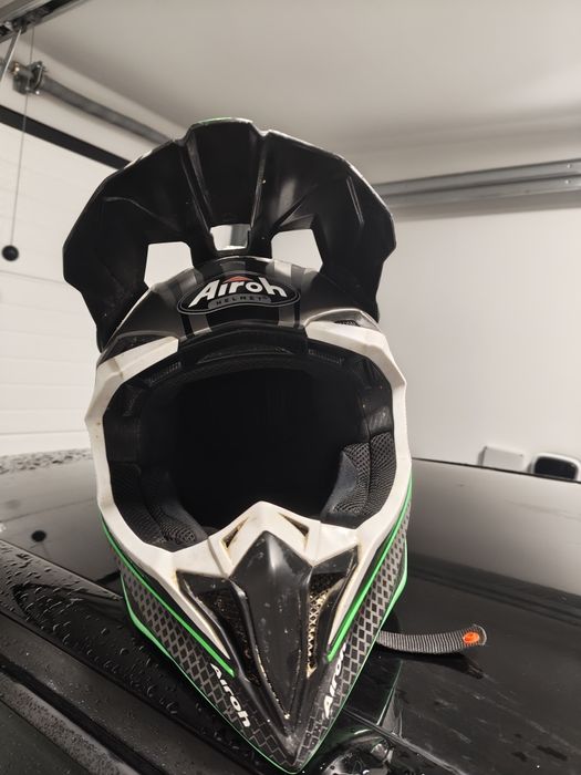 Capacete motocross Airoh Wraap