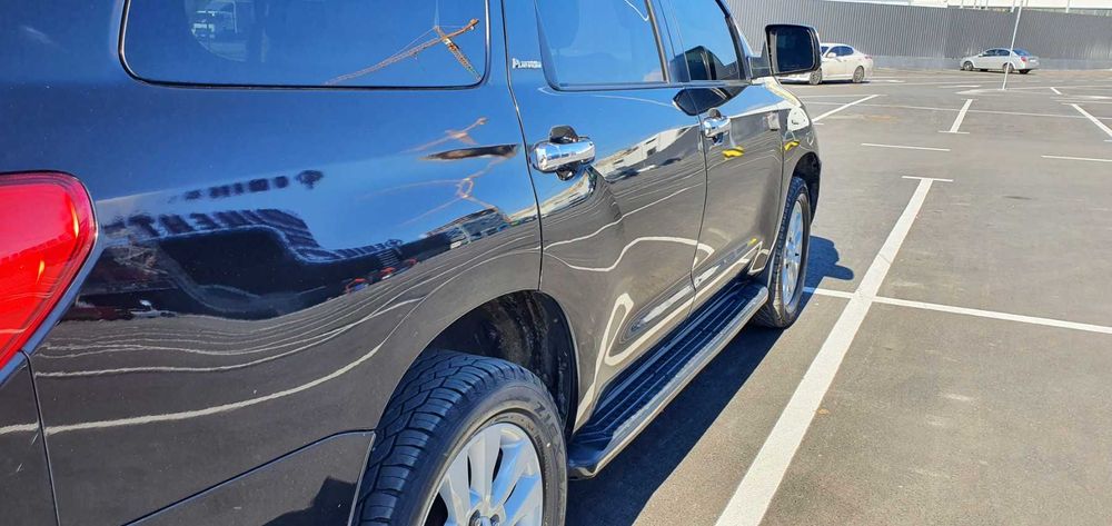 Toyota Sequoia 2008 ТОРГ