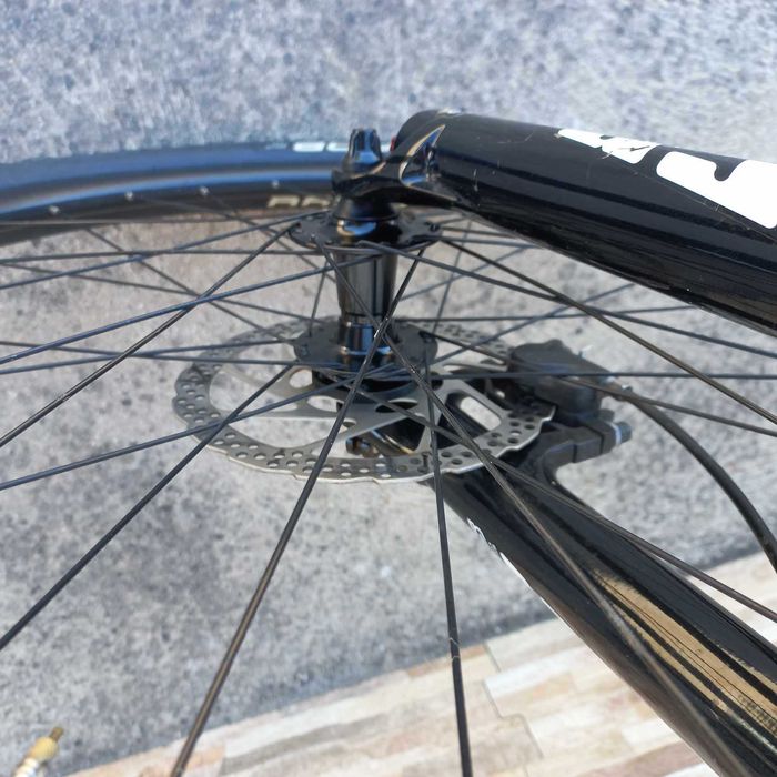 Bicicleta de montanha GIANT