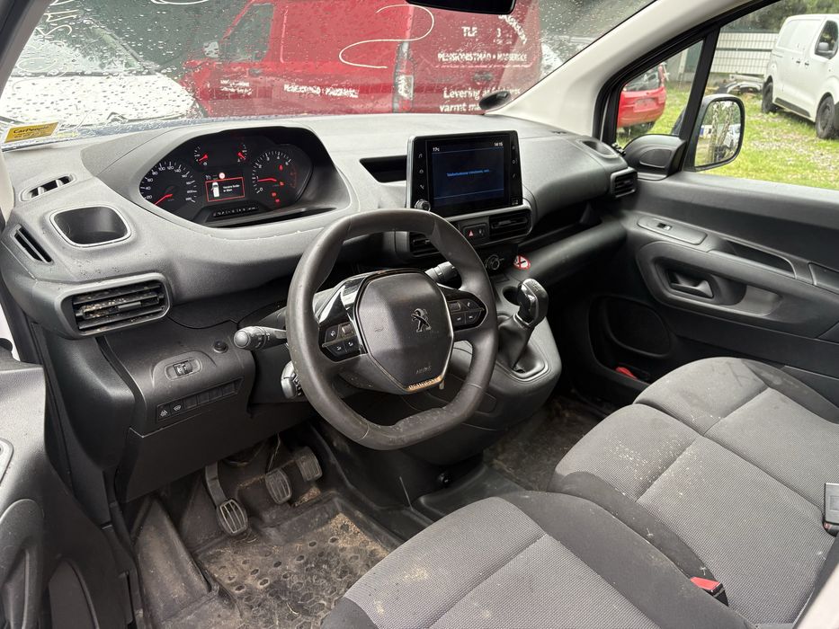 Peugot partner  klima tempomat