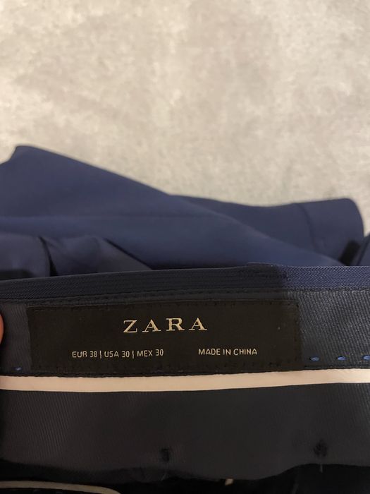 Garnitur granatowy Zara
