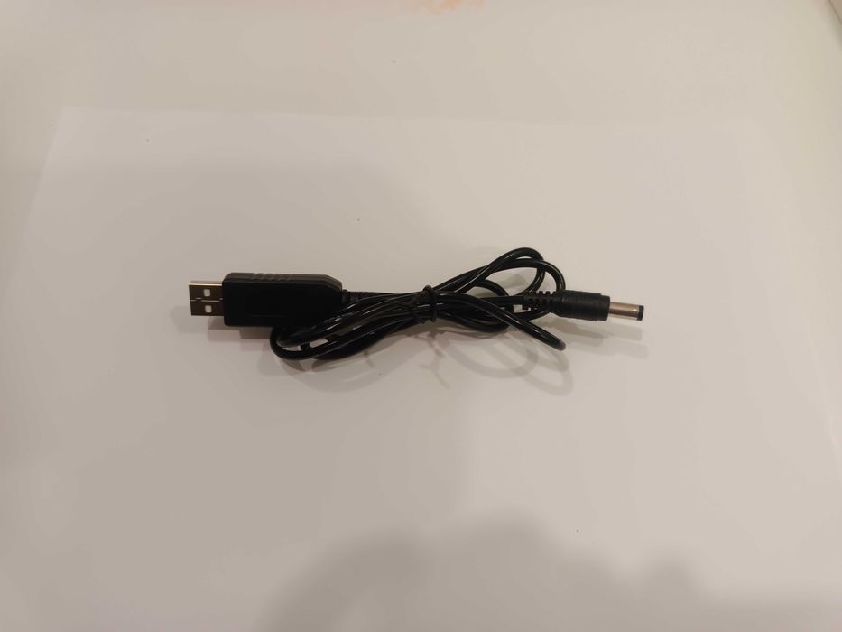 Кабель -преобразователь повышающий DC5-DC12V, USB -штекер 5.5x2,1mm.