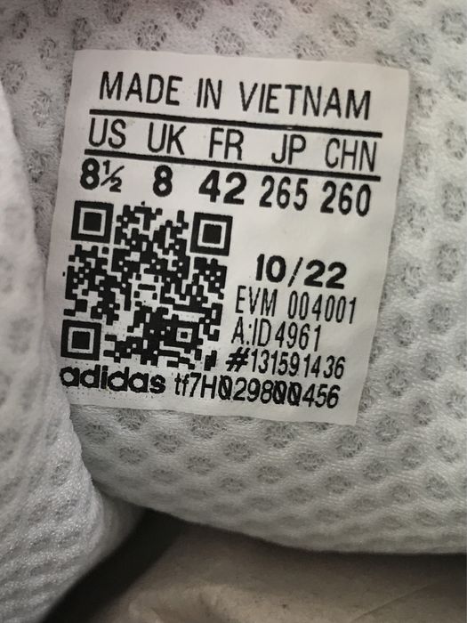 Кросівки Adidas Hyperturf 42 р