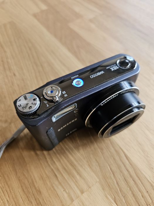 Aparat fotograficzny Samsung WB550