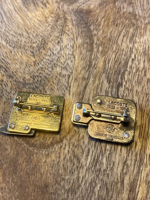 Pins lacoste sem caixa