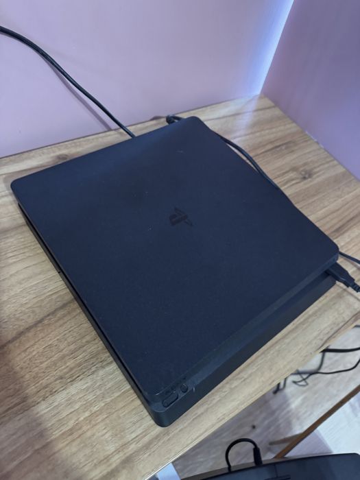 Приставка Sony PlayStation 4 Ps4 + руль та педали. Повний комплект