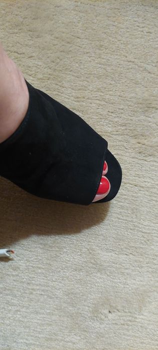 Sandálias altas 40/ 41 pretas de camurça