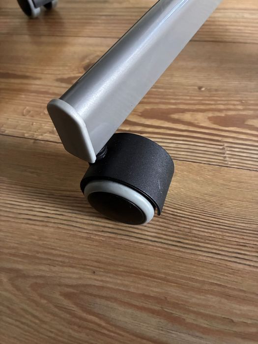 Cadeira de escritório em cinzento