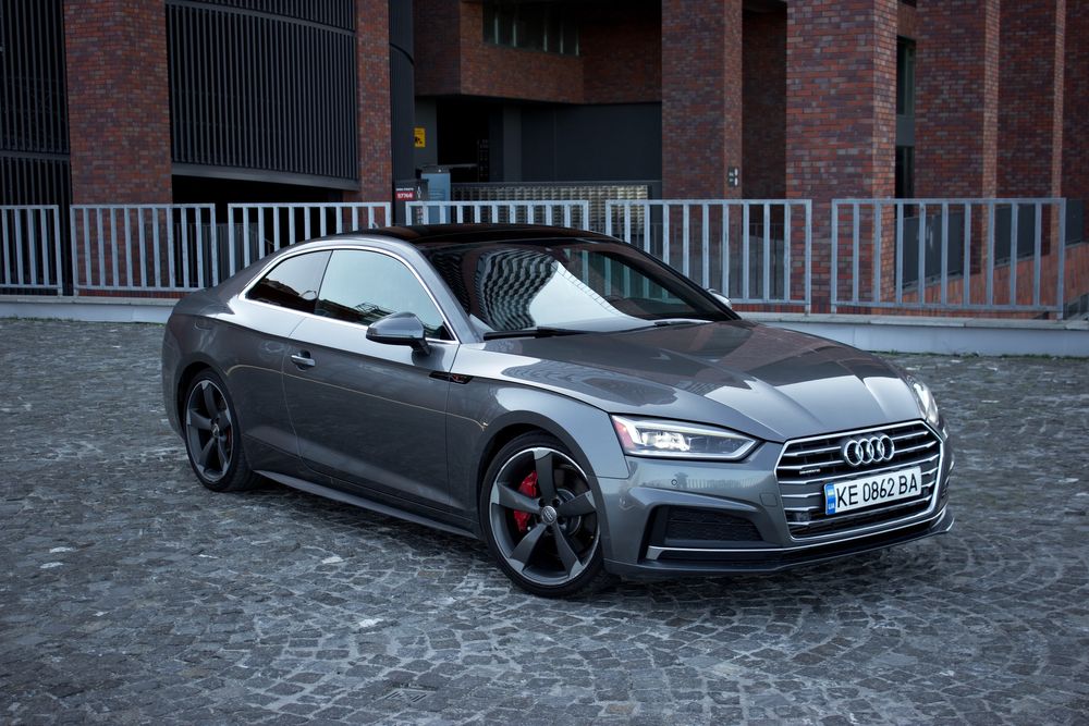 Audi A5 Coupe S-line Quattro • 2018 • 2.0 TFSI 252 к.c.