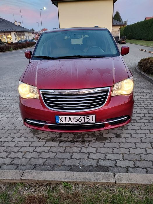 Chrysler Town Country