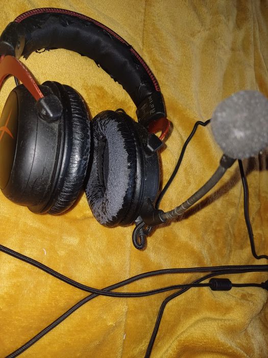 HyperX Cloud II - Headset gamer (preto-vermelho)