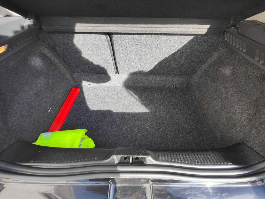 Renault Clio III Hatchback 16V 75 CV 2012