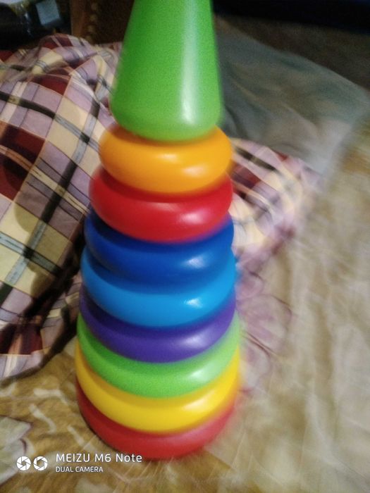 Пирамидка детская