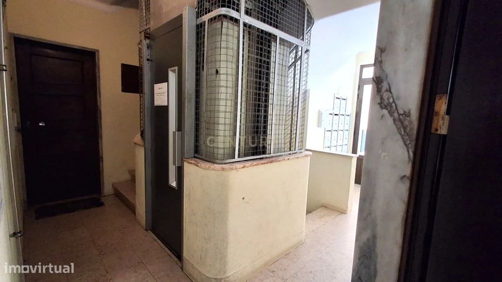 Apartamento T1 em Queluz, Sintra - Oportunidade Única! ACEITA PERMUTA