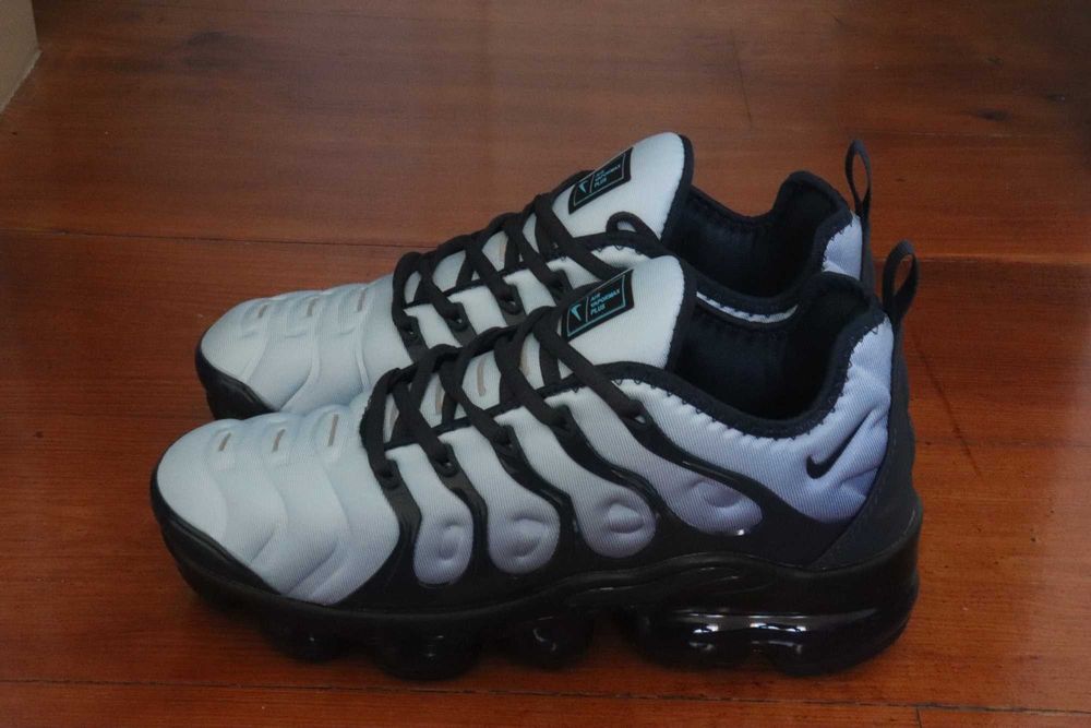 Nike Air VaporMax Plus 42.5 Homem