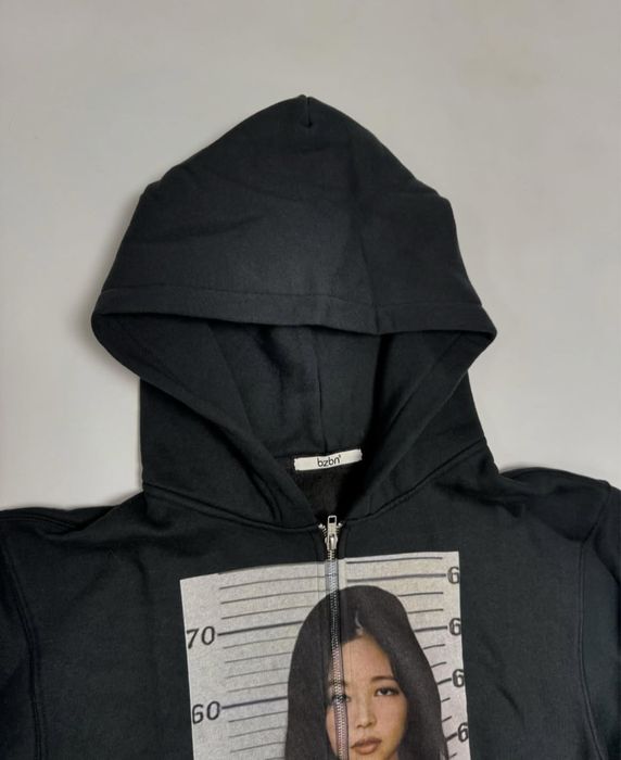 free jennie kim merch zip up