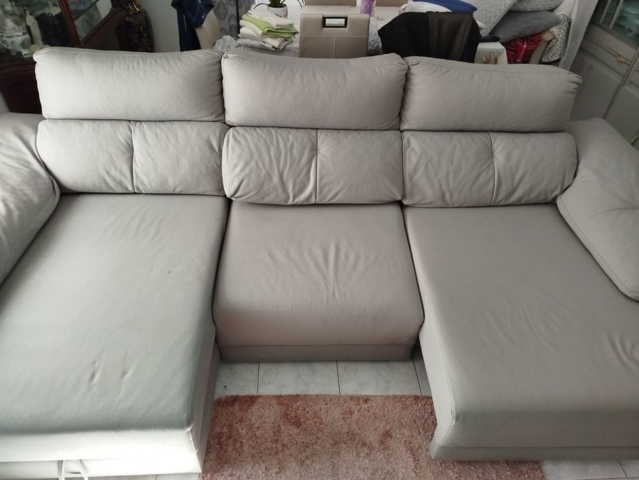 Sofá chaise longue com cama