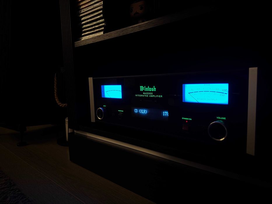 Wzmacniacz zintegrowany McIntosh MA5300