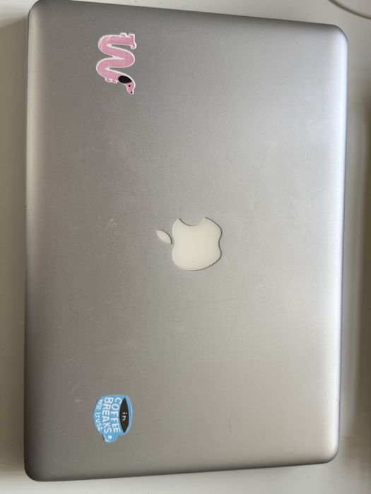 Macbook Pro 13 em funcionamento