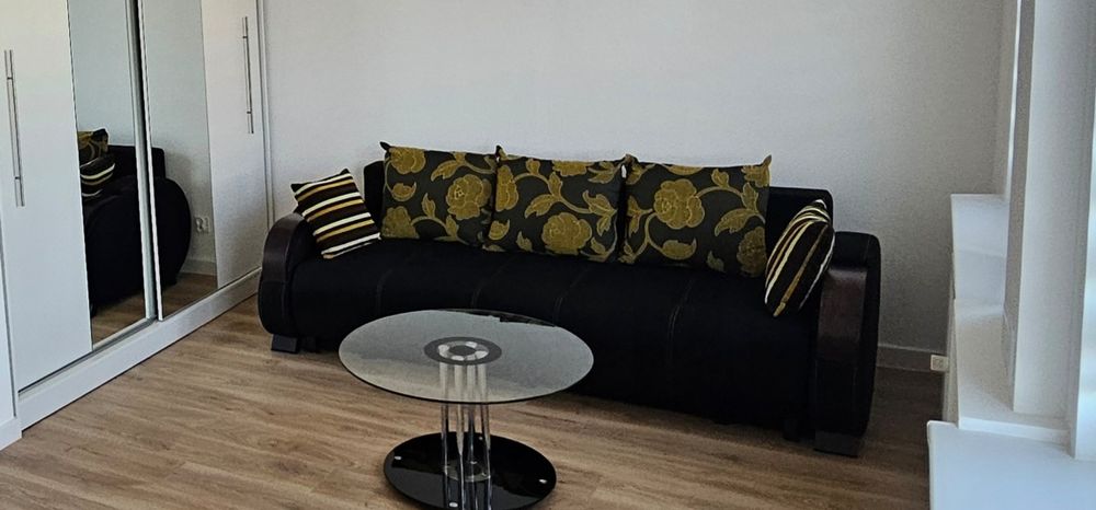 Sofa z funkcją spania i pojemnikiem na pościel Rzeszów